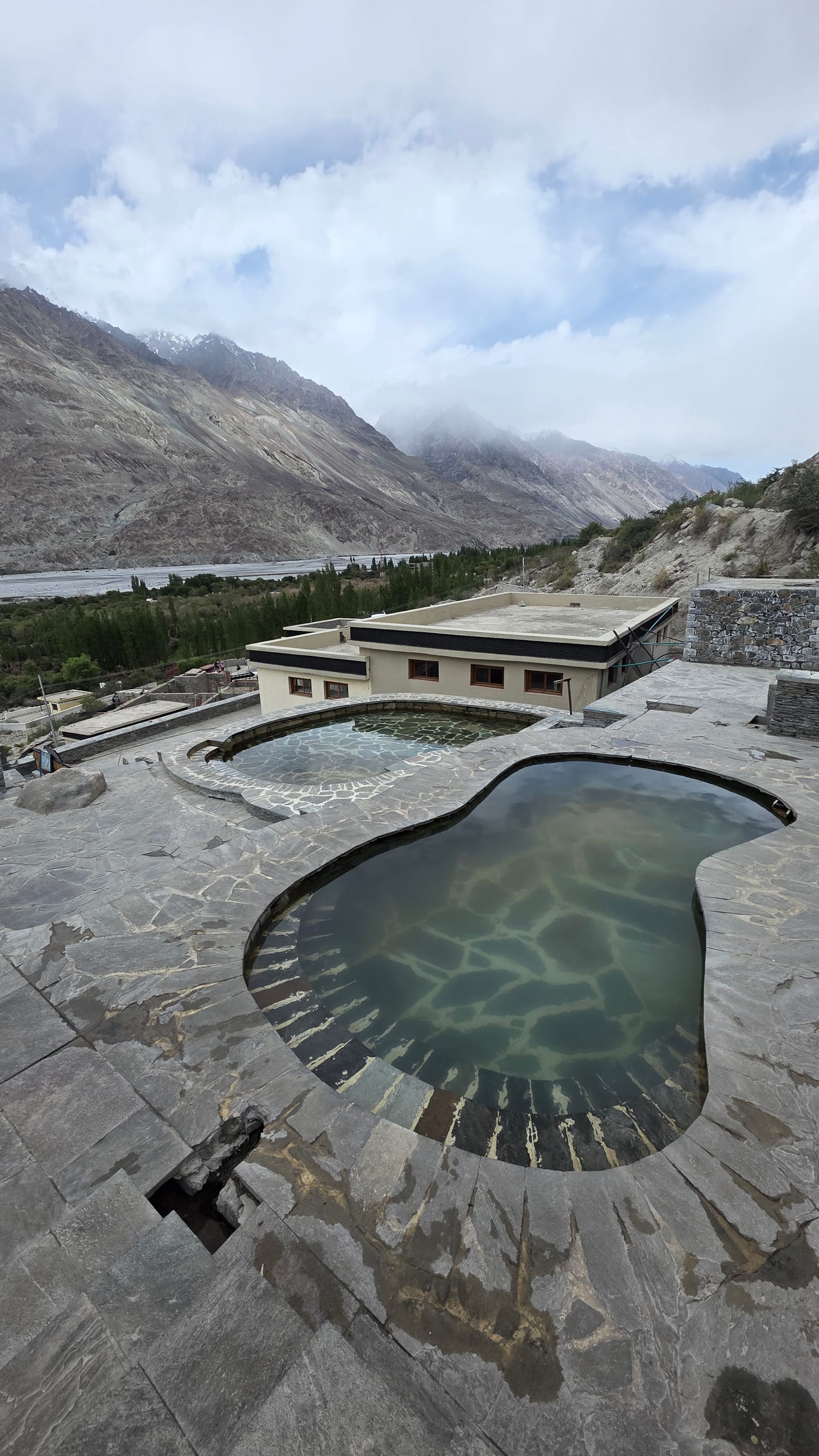 The Panamik hot springs in Nubra